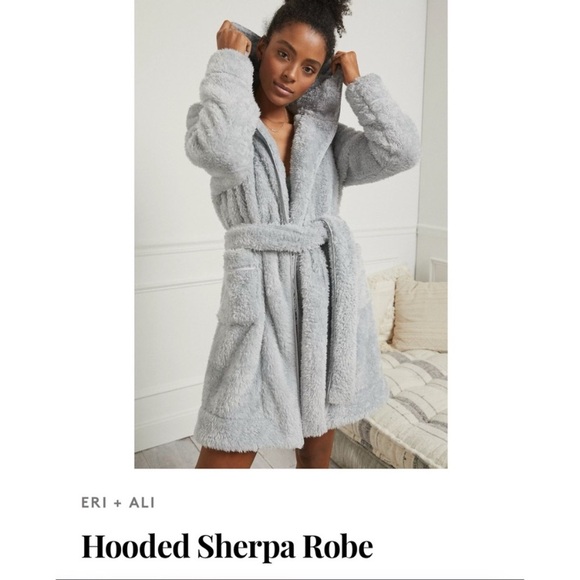 Anthropologie Eri & Ali Prudence Hooded Sherpa Robe, Size XS - Picture 4 of 13